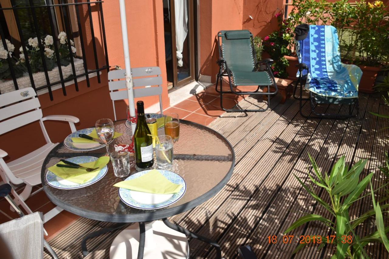 Luxury 2-Bedrooms & Bathrooms Estepona Apartment エクステリア 写真
