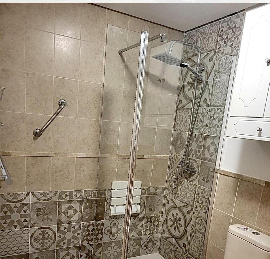 Luxury 2-Bedrooms & Bathrooms Estepona Apartment エクステリア 写真